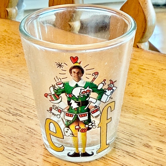 Buddy from ELF Movie Set of 4 1.5 ounce Shot Glasses Brand NEW!! - Picture 3 of 6